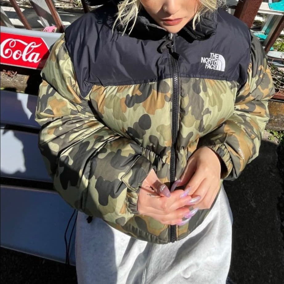 The North Face ダウンジャケット カモ 700
