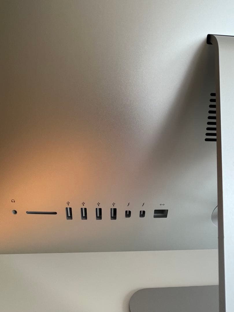 iMac 21.5インチ late 2015 メモリ16GB ストレージ1TB