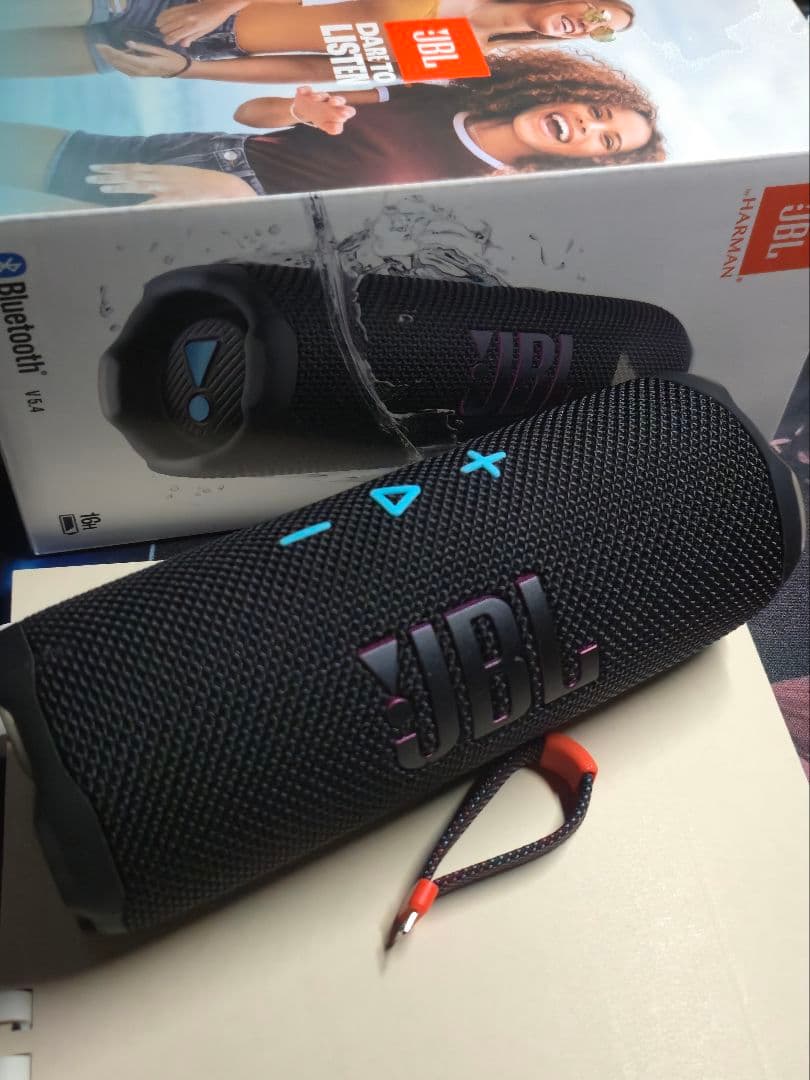 JBL FLIP7 ファンキーブラック (保証書付き)