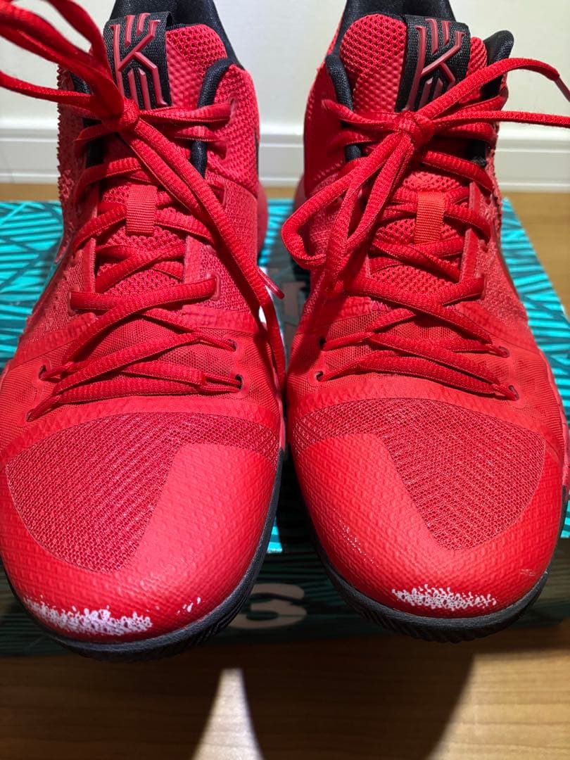 KYRIE3バスケットボールシューズ
