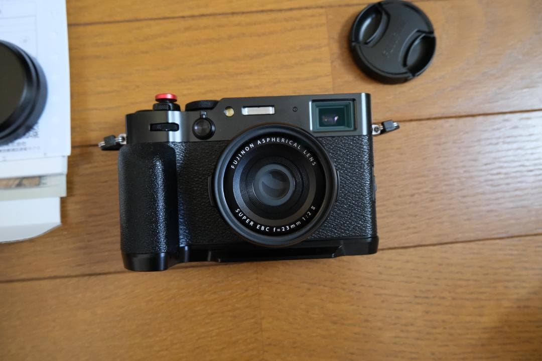 ★FUJIFILM X100Ⅵ ブラック★超美品、おまけ多数