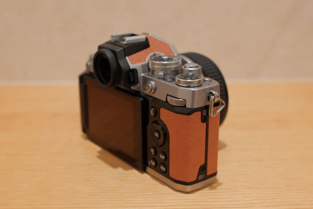 デジタルカメラ Nikon Zfc +Z 28mm F2.8 SE, Z DX 16-50mm