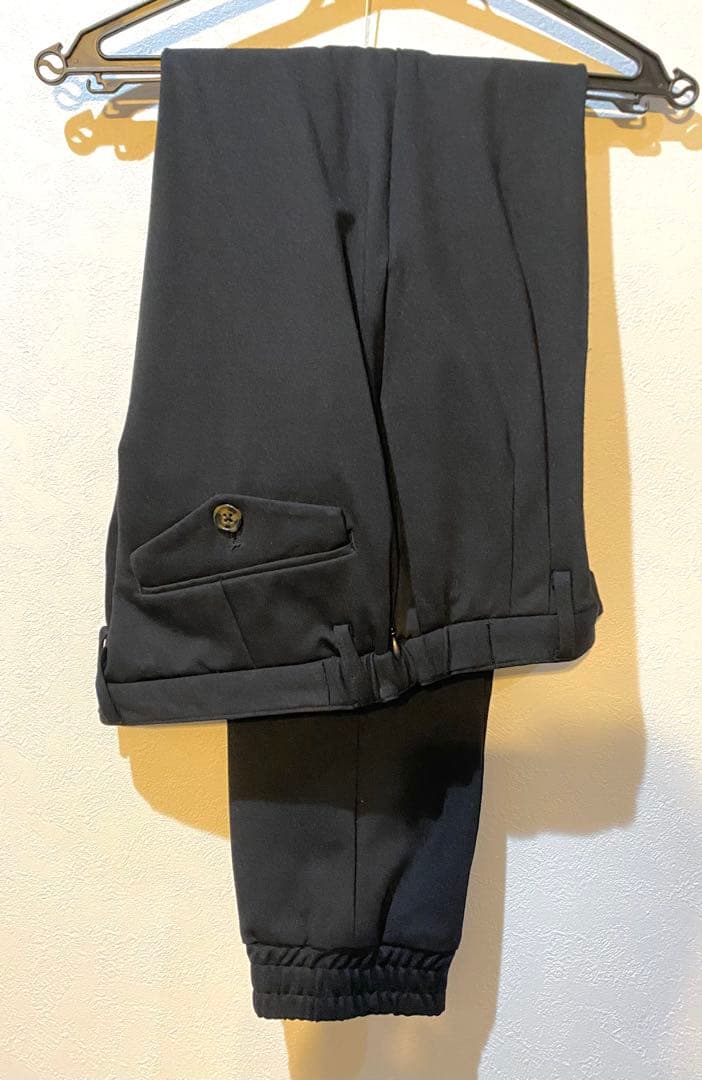 試着程度ジュンハシモト　ジョガーパンツ　ツープリーツ永久クリース46 ブラック