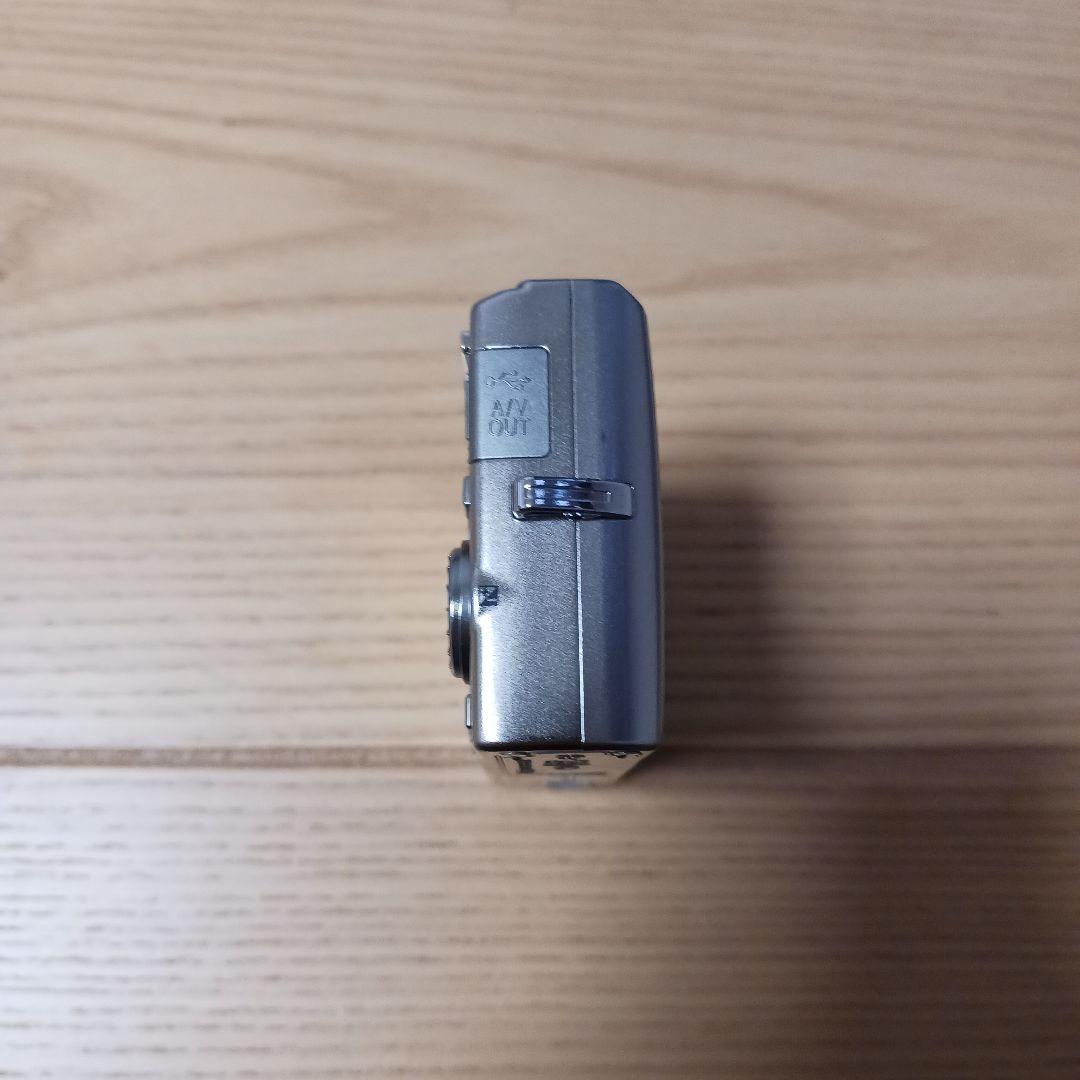 美品 Nikon ニコン COOLPIX S600 カメラ シルバー　レトロ