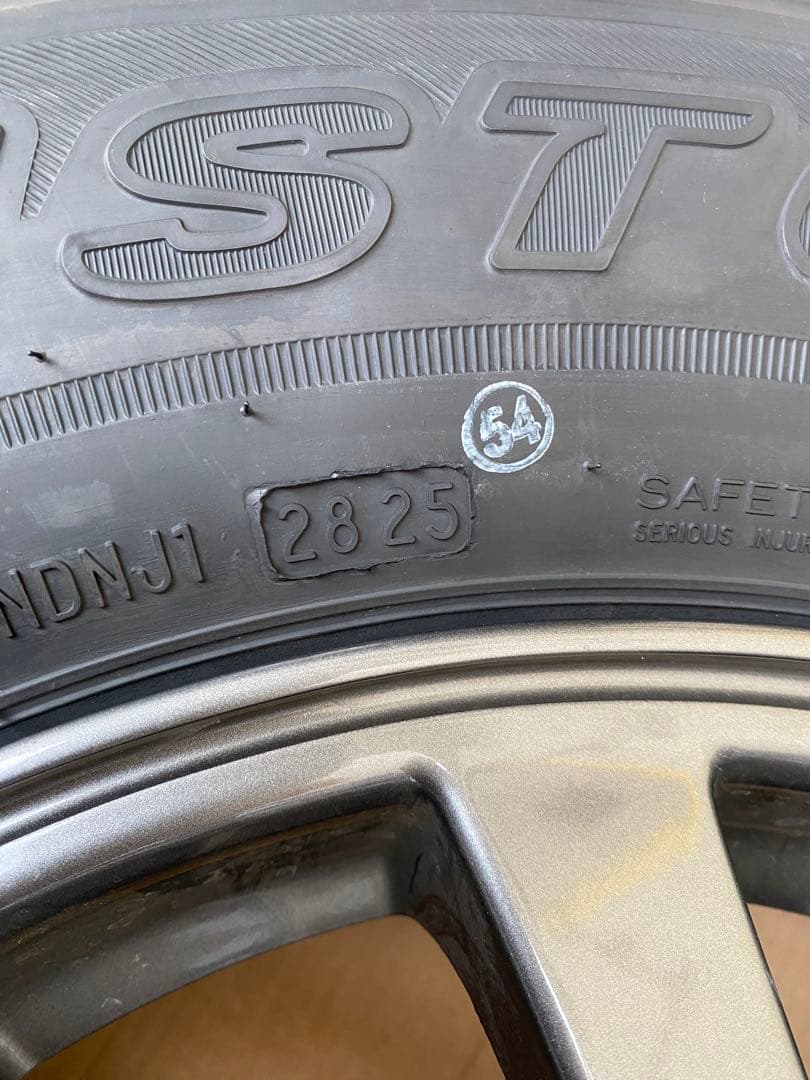 送料無料　新車 SUZUKIジムニーノマド純正タイヤ&アルミホイール 4本セット