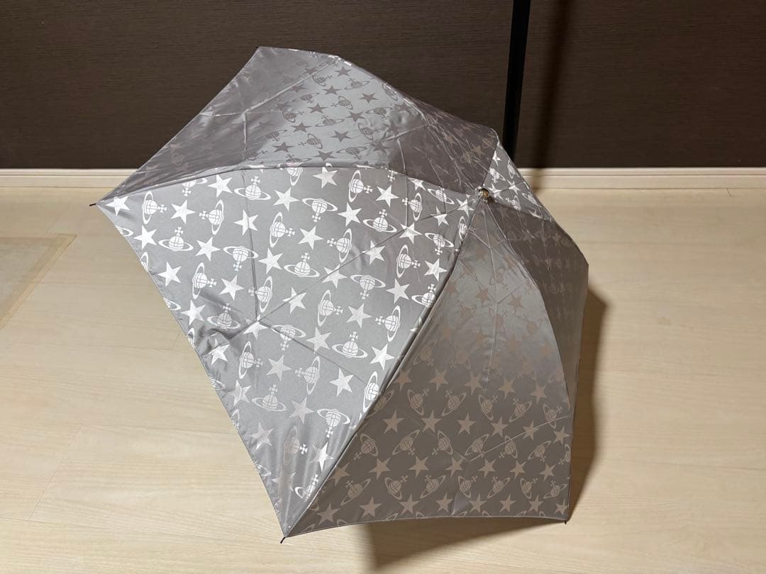 新品☆ Vivienne Westwood スター/ORB 折りたたみ傘 グレー