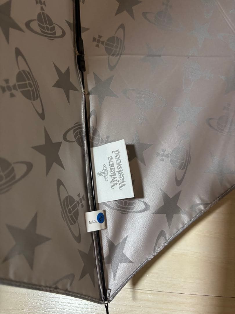 新品☆ Vivienne Westwood スター/ORB 折りたたみ傘 グレー