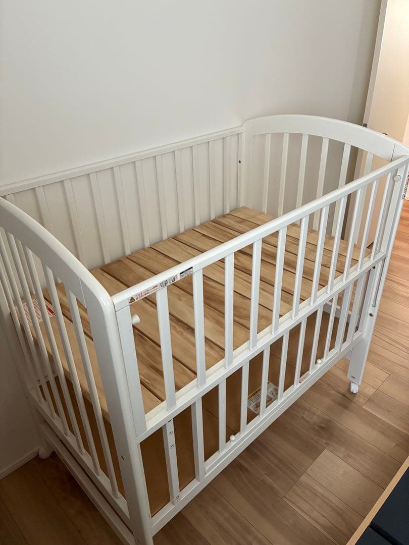 KATOJI ハイポジションベビーベッド アーチ　ホワイト　カトージ　説明書付き