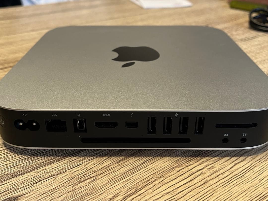 Mac mini (Late 2012) SSD:256GB メモリ:16GB