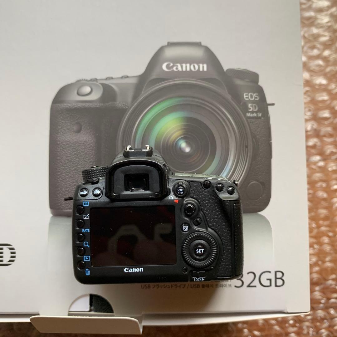 Y*a様 キヤノン5dmarkⅣミニチュア　USBフラッシュドライブ32GB