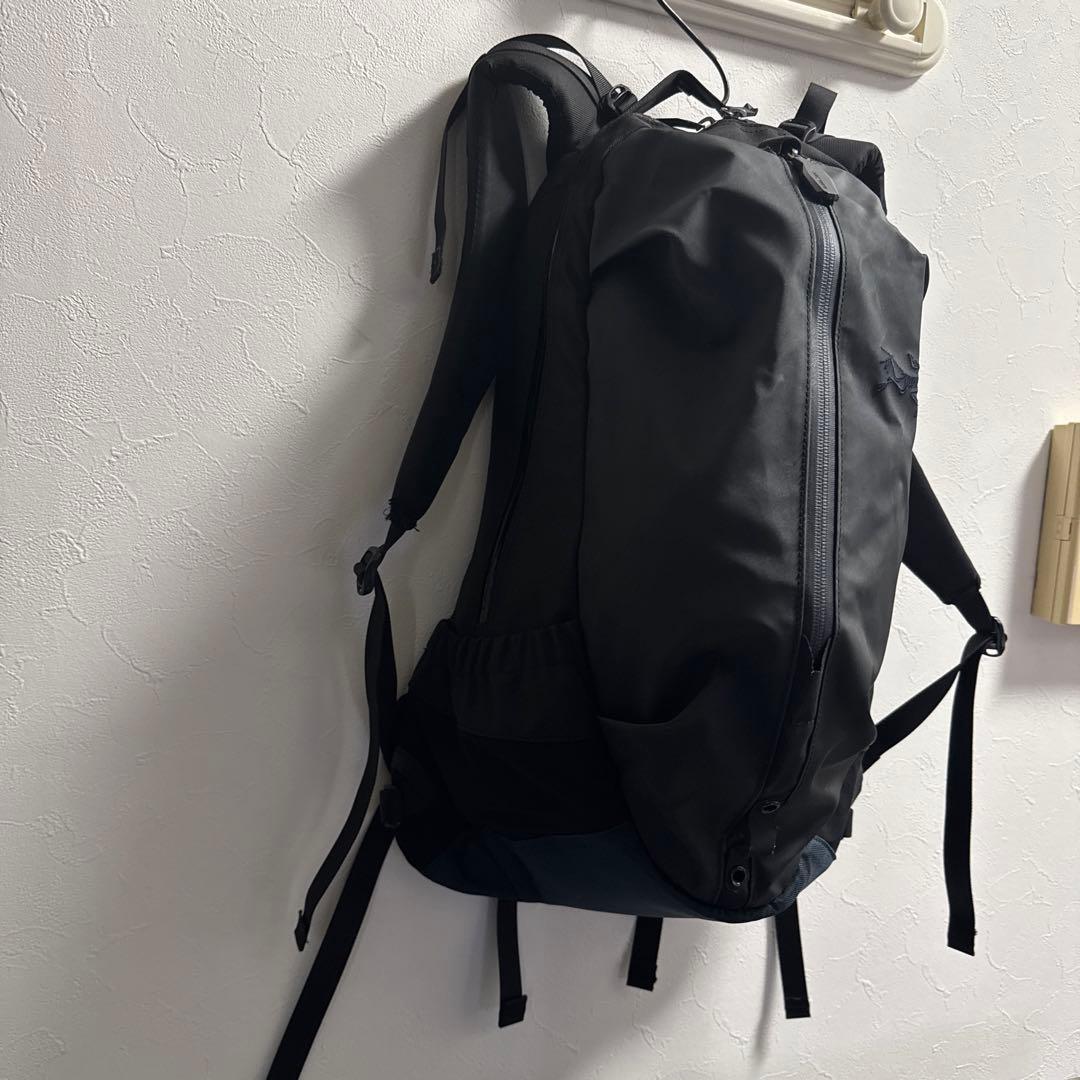ARC'TERYX アロー22 バックパック ※左ワイヤー破損