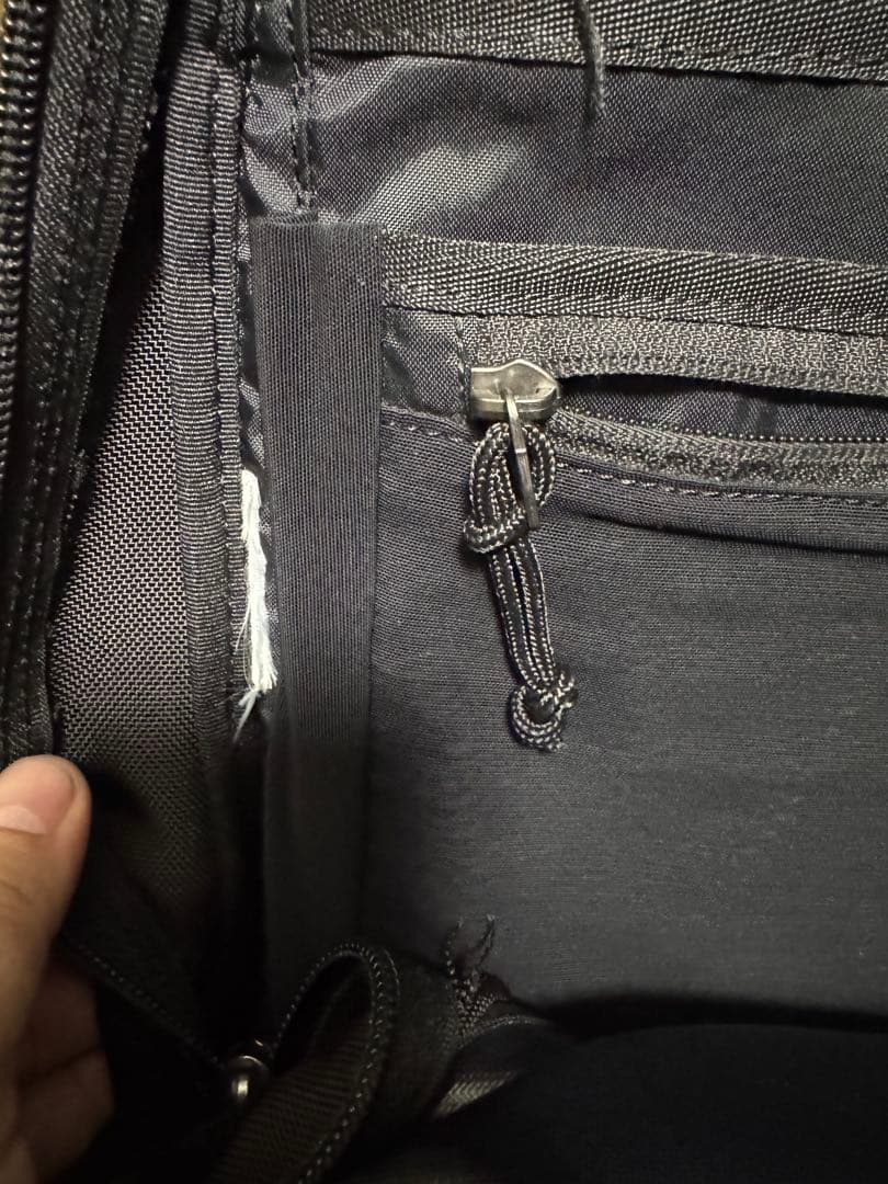 ARC'TERYX アロー22 バックパック ※左ワイヤー破損