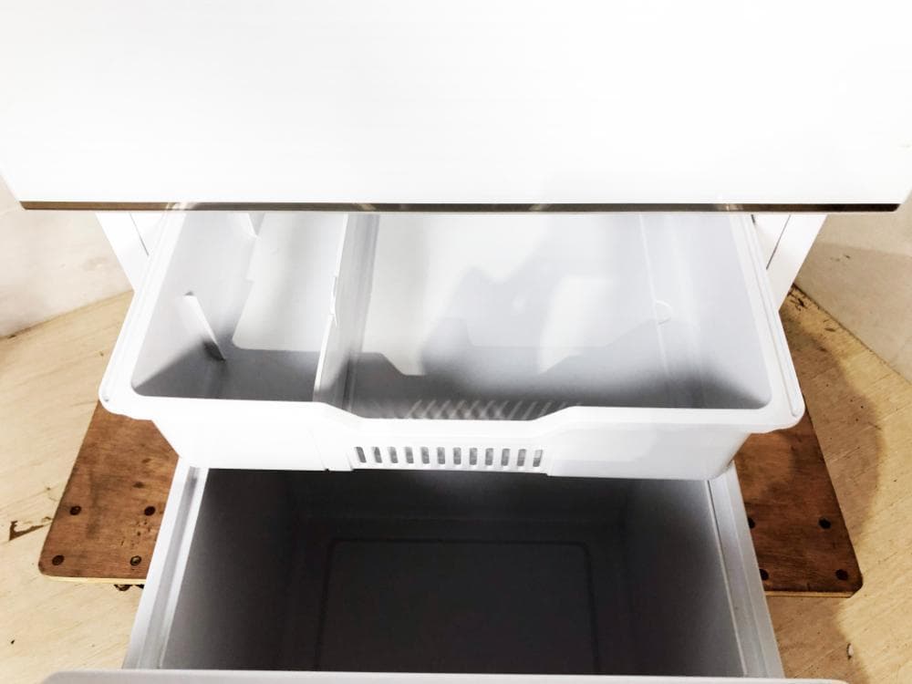 本州送料無料22年製★ハイセンス 135L 冷蔵庫【HR-G13C-W】