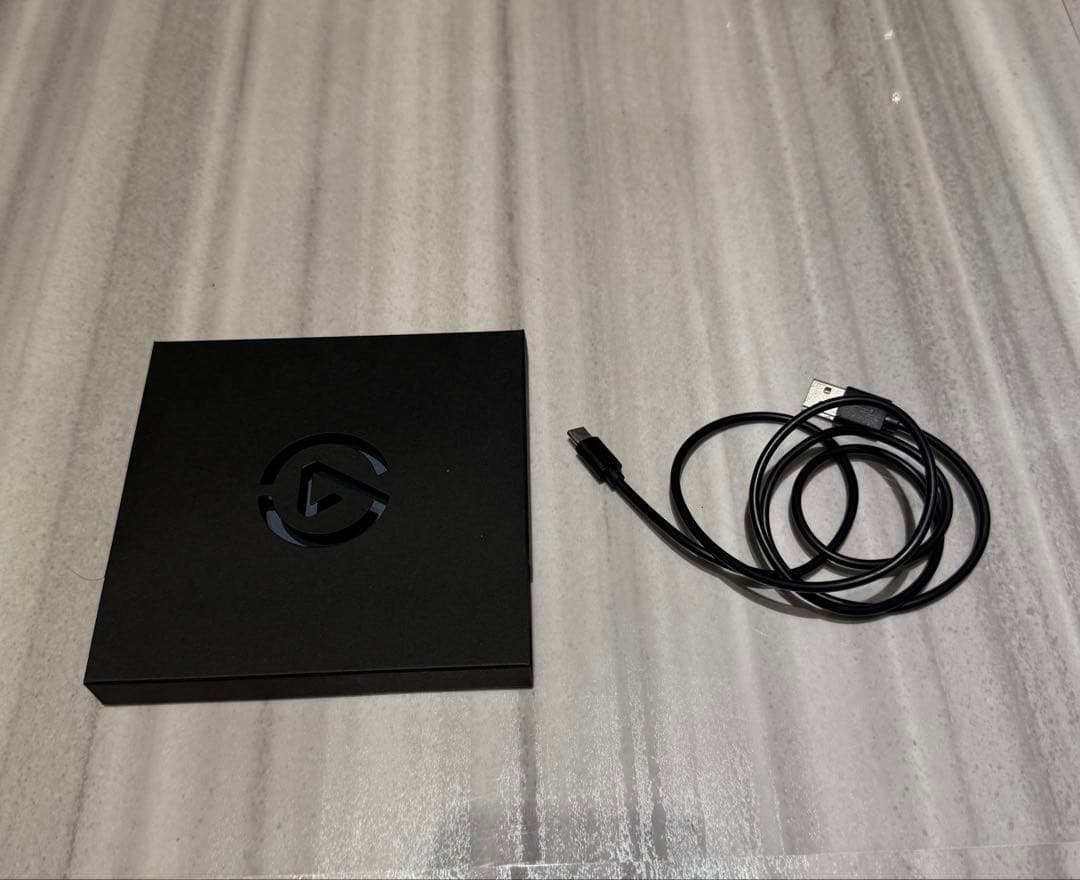 美品　elgato Stream Deck +