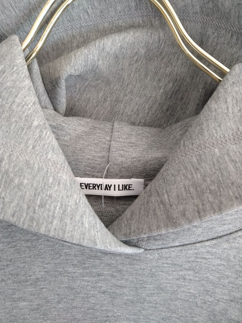 【ミンミン】【新品】ドゥーズィエムクラス　Oversized Hoodie