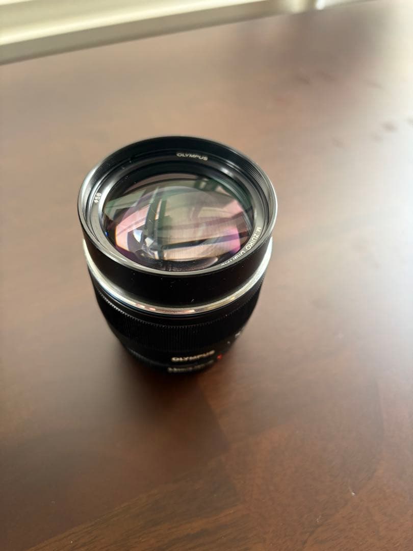 M.ZUIKO DIGITAL ED 75mm F1.8 ブラック