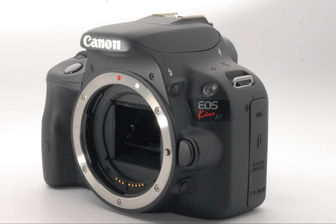 ✨新品級シャッター数✨Canon kiss X7 ダブルレンズ 動作良好◎