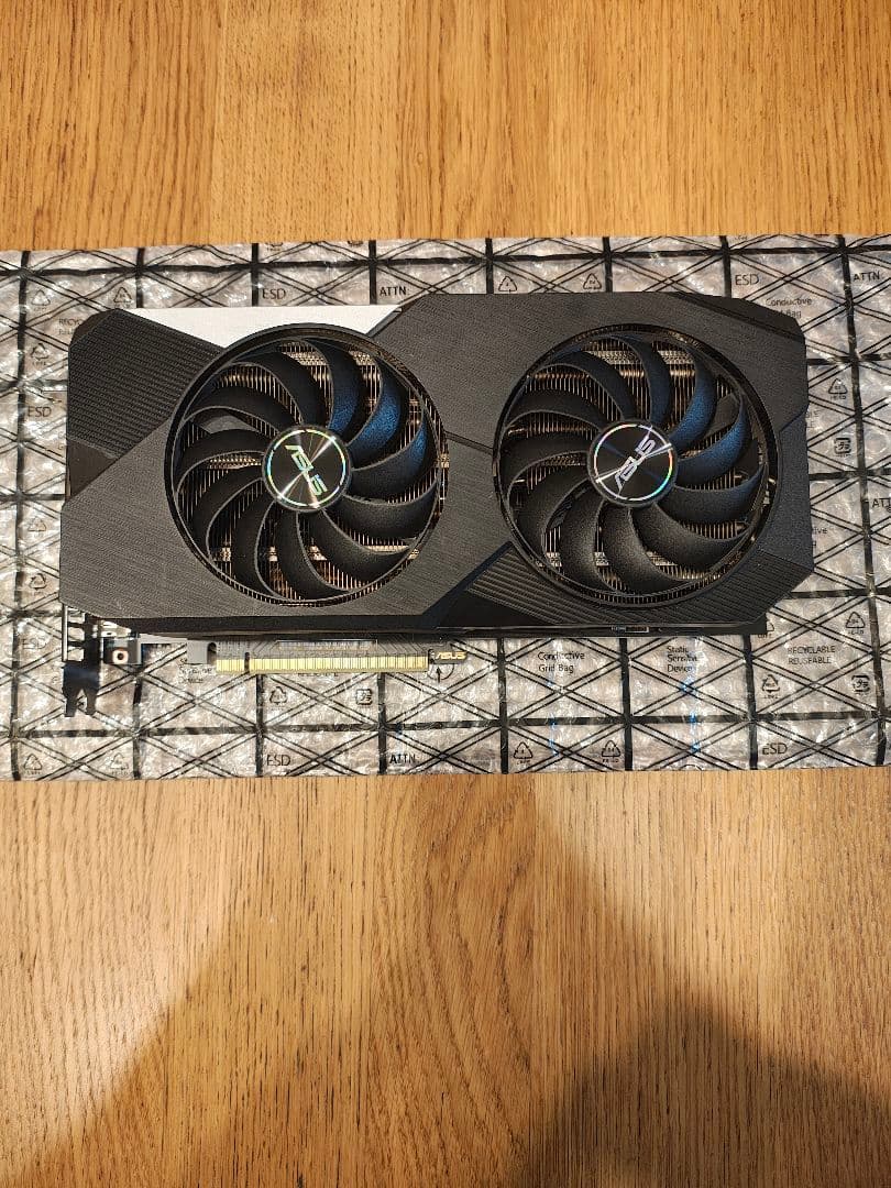 グラフィックボード・グラボ・ビデオカード ASUS DUAL-RTX3070-O8G