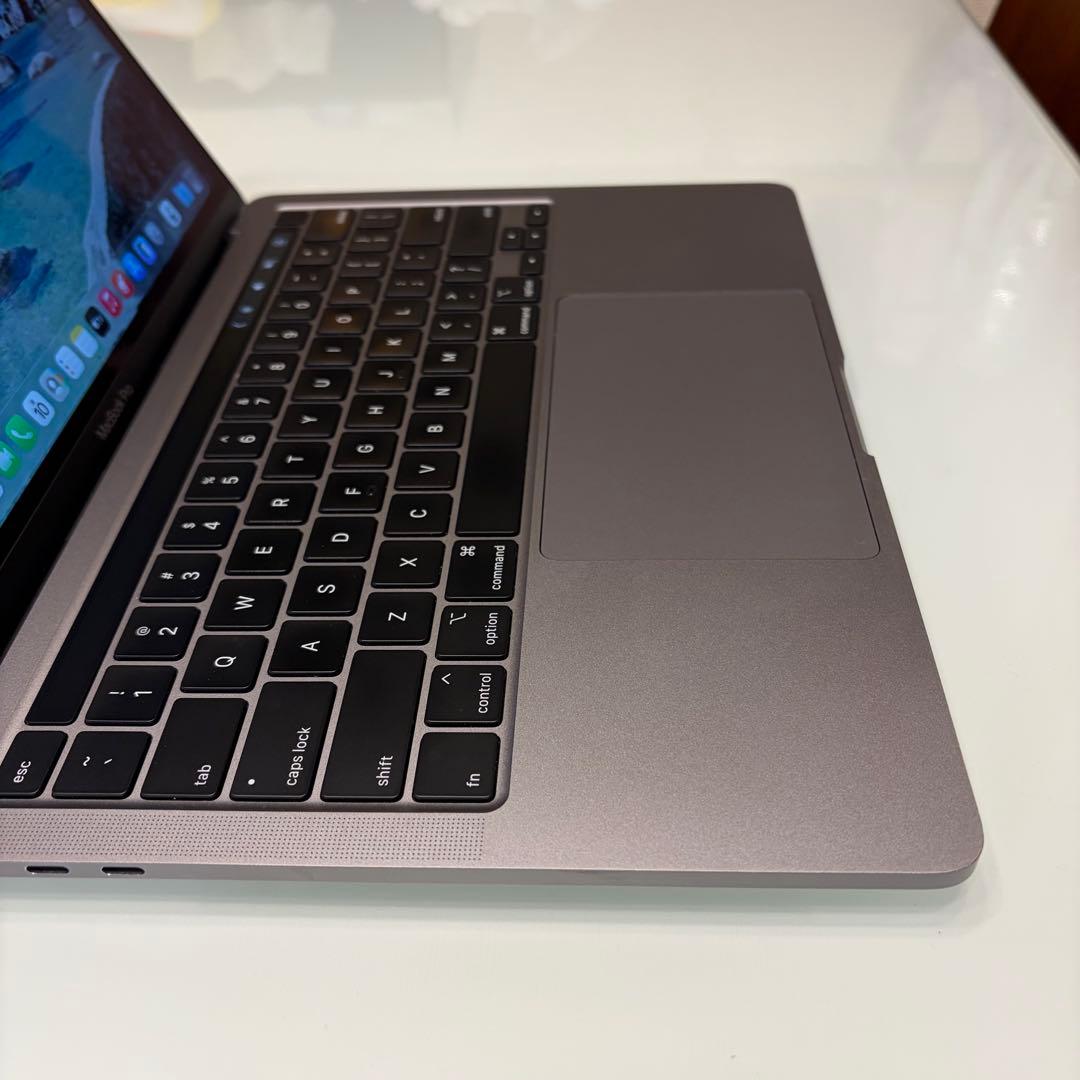 MacBook Pro 2020 i7 16GB 512GB USキー