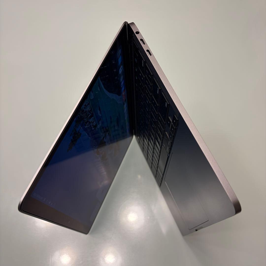 MacBook Pro 2020 i7 16GB 512GB USキー