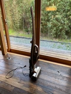 HITACHI　コードレススティック クリーナー