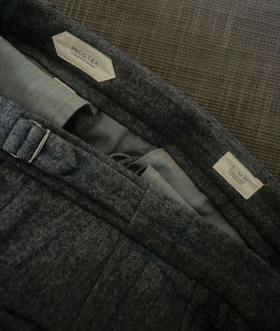 INCOTEX グレー チェック柄 スラックス