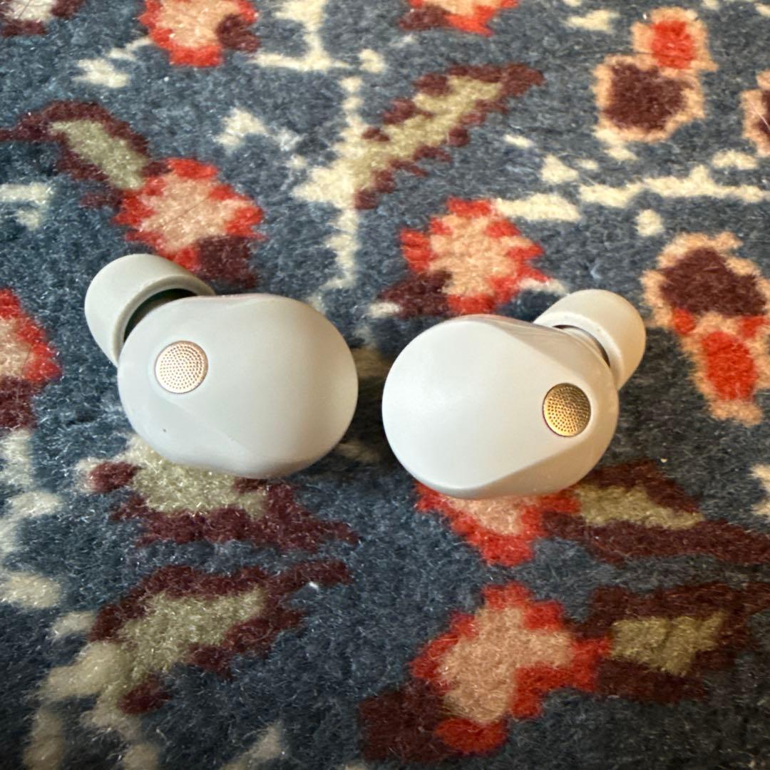 美品 ケース付き SONY WF-1000XM5　動作確認済み