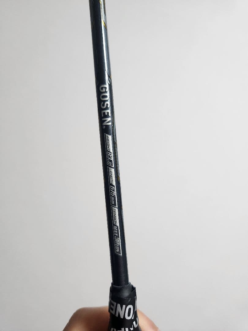 バドミントンラケット　GOSEN GRAVITAS 8.0 SK 4U5