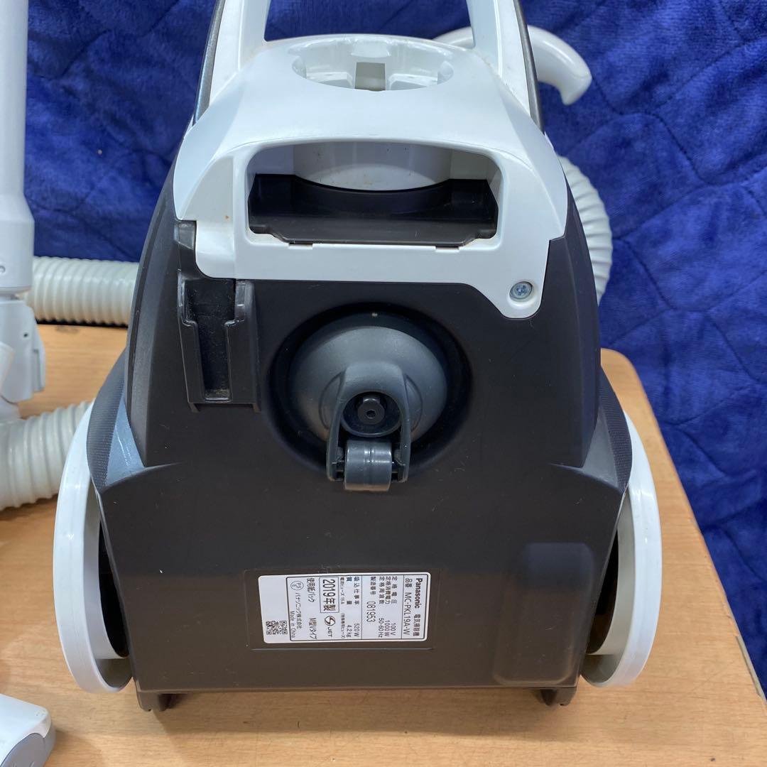 Panasonic 紙パック式クリーナー￼