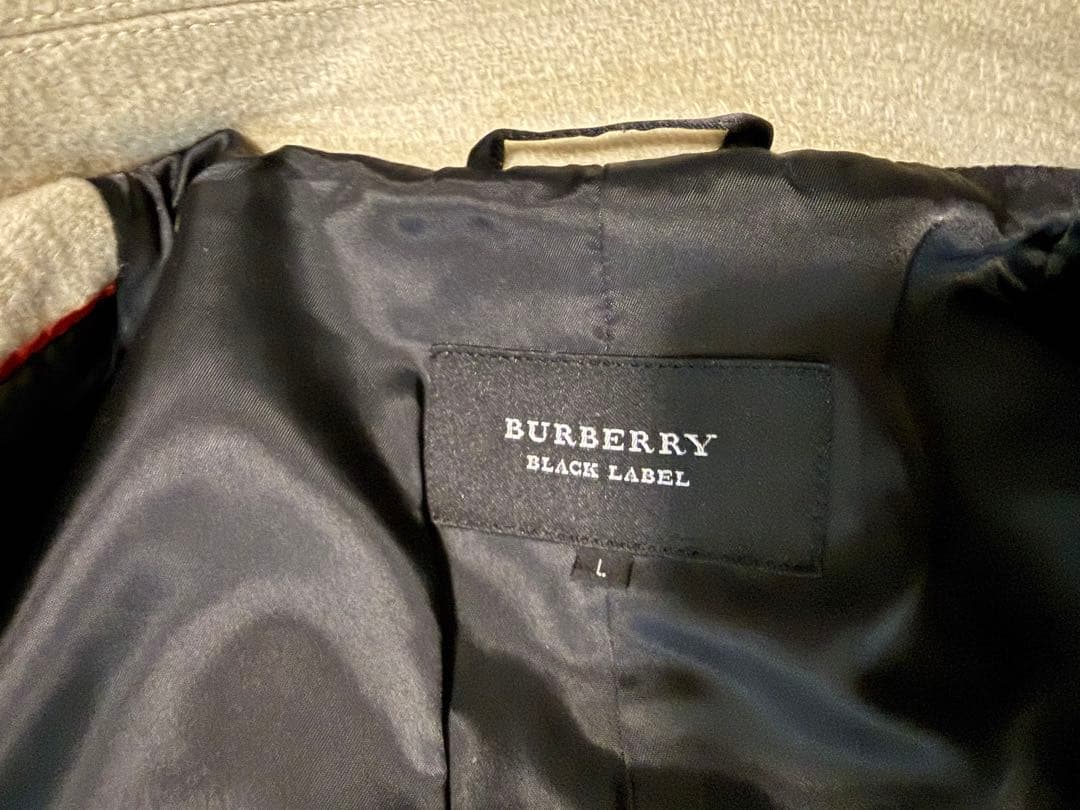 バーバリーブラックレーベル　メンズホワイトクリーム色 今シーズン売り切り