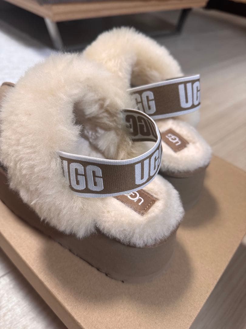 UGG Funkette 23㎝