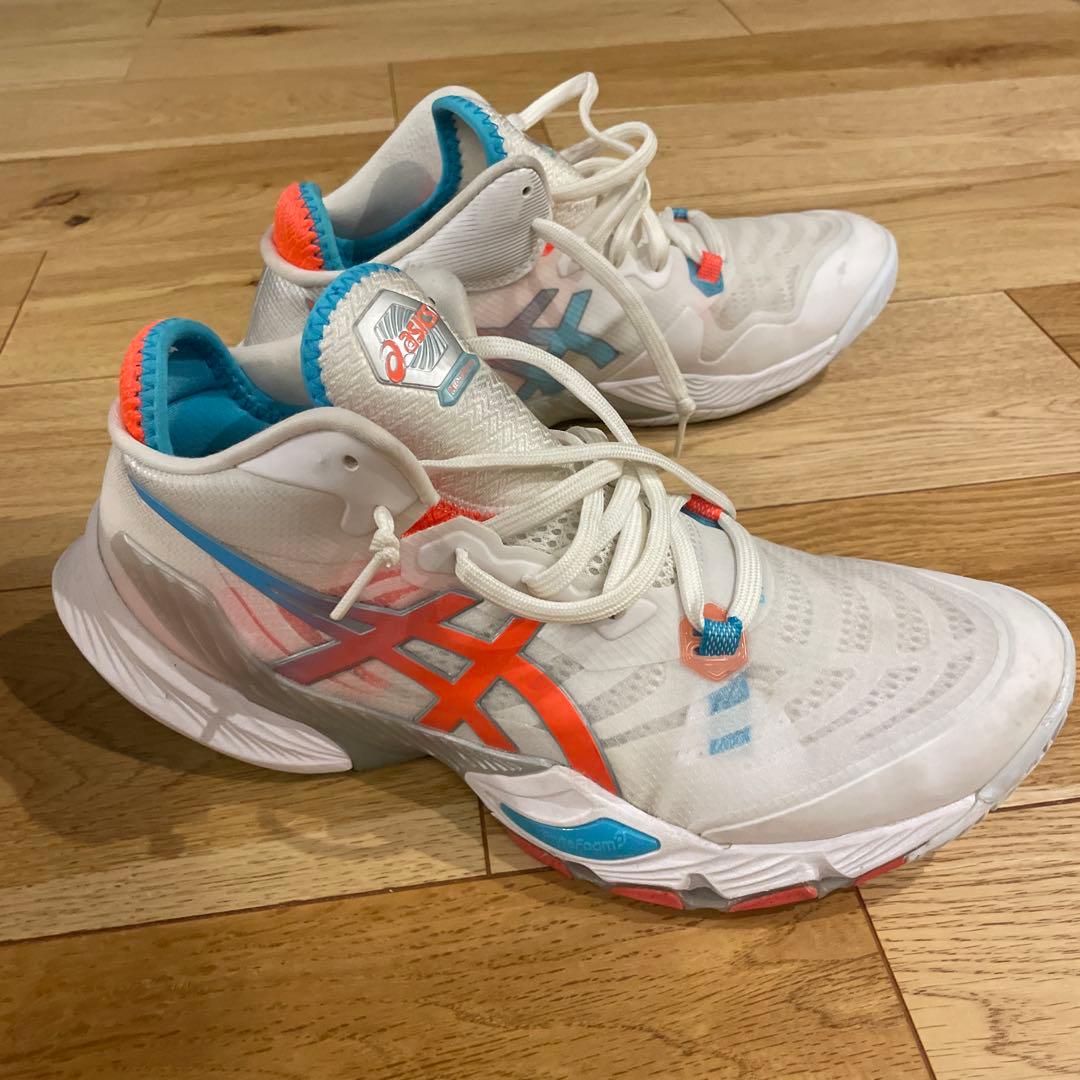 アシックス メタライズ ホワイト フラッシュコーラル 26.5 2回使用
