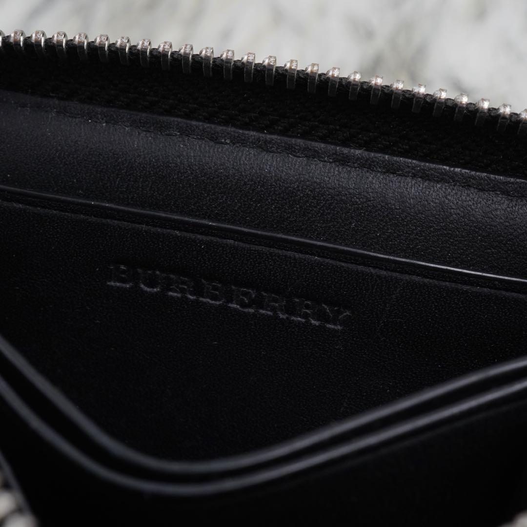 極美品　BURBERRY LONDON 小銭入れ　ケース　ノバチェック　黒