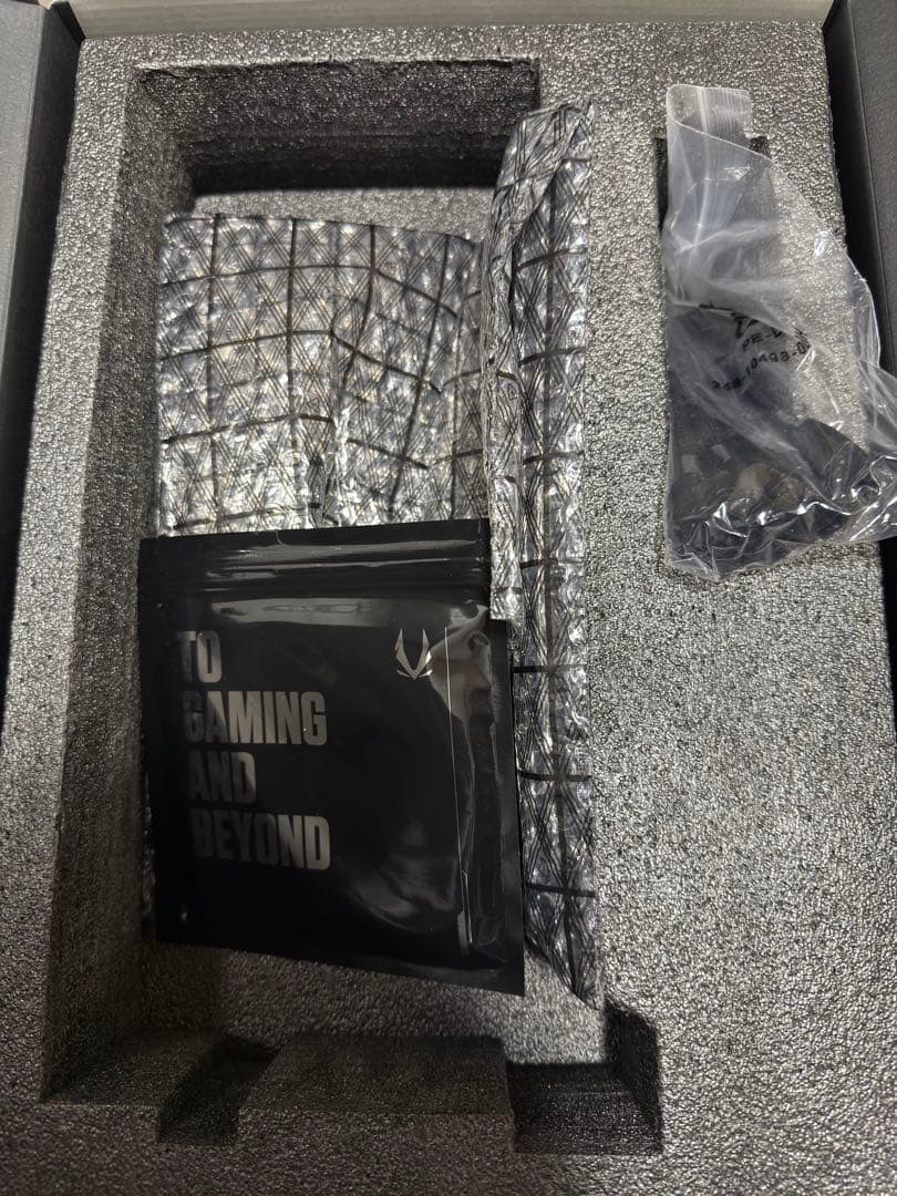 説明欄必見！ZOTAC GeForce RTX5090 32GB white