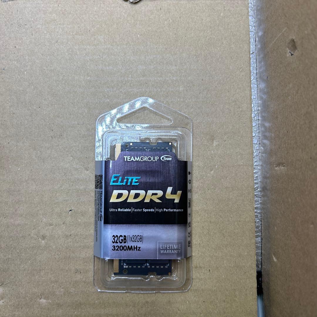 メモリー TEAMGROUP Elite DDR4 PC4-25600 32GB*1