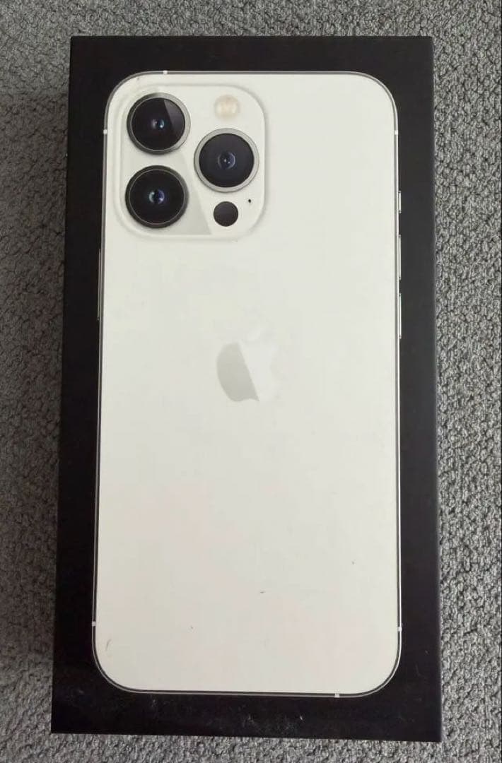 Apple iPhone 13 Pro シルバー 本体　128GB SIMフリー