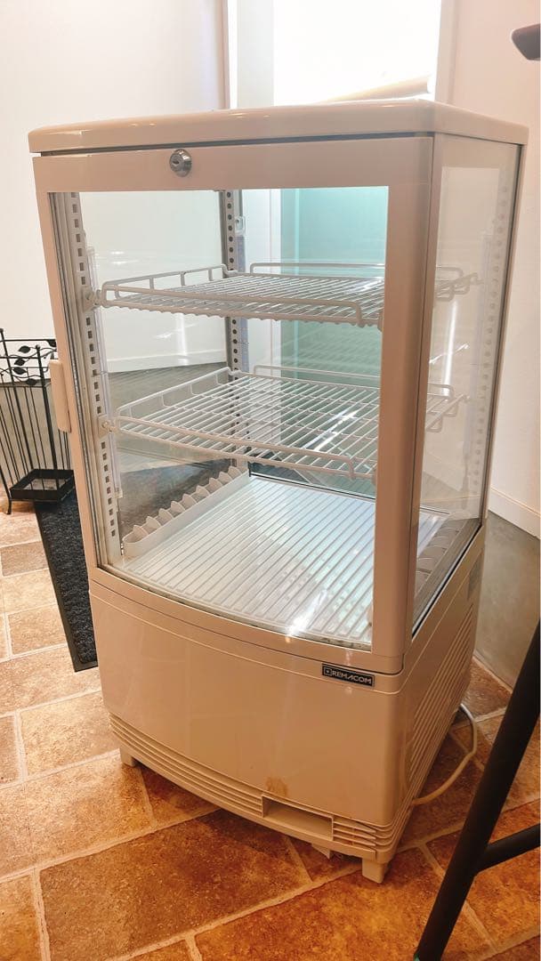 レマコム　冷蔵ショーケース　65L 卓上冷蔵庫