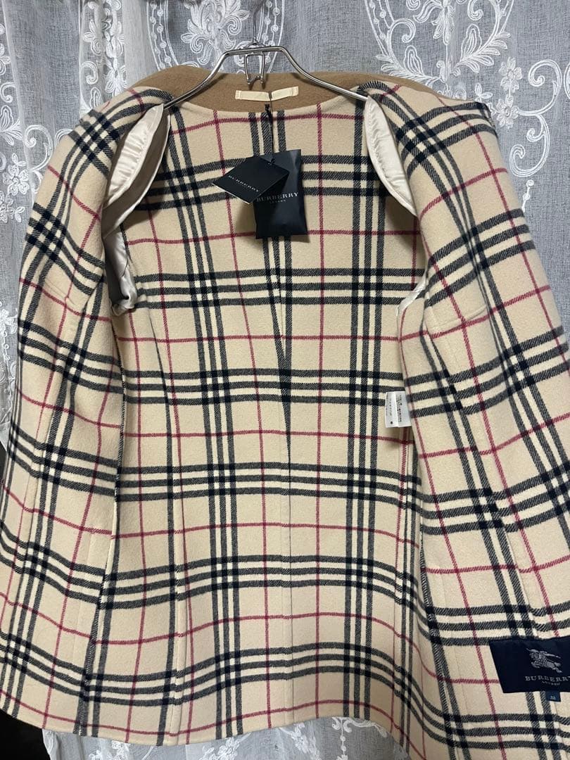 新品　　バーバリーロンドン