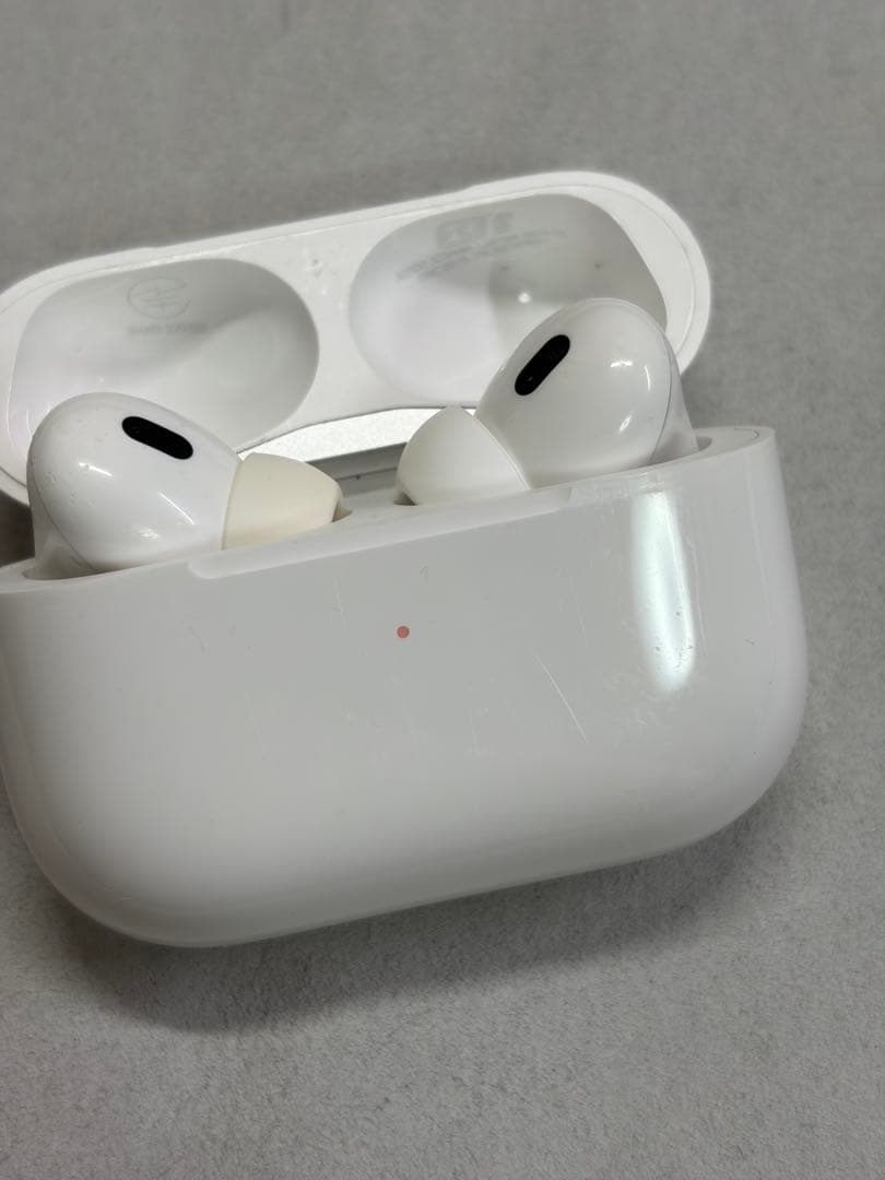 Apple AirPods Pro第2世代本体 ホワイト Lightning
