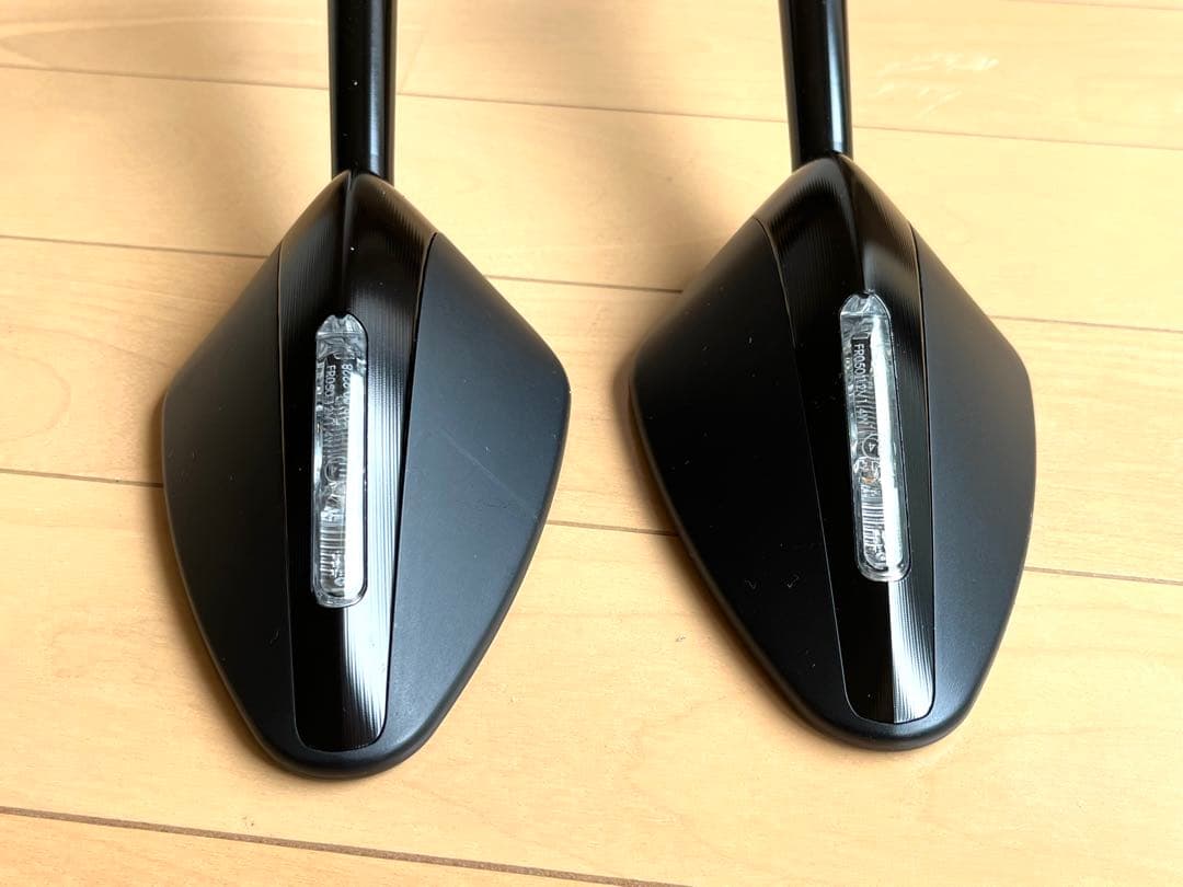 ウィンカー付きミラー rizoma リゾマミラー　Veloce L BS305