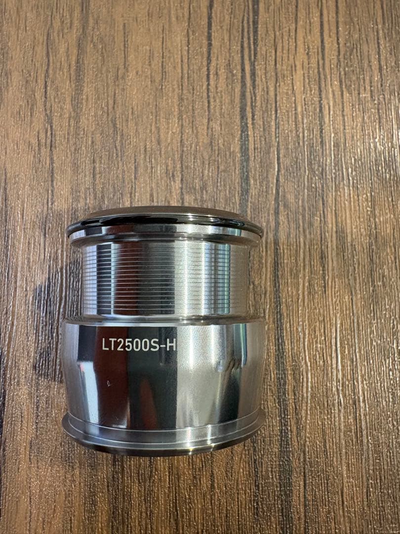 22イグジスト　LT2500S-H 純正スプール