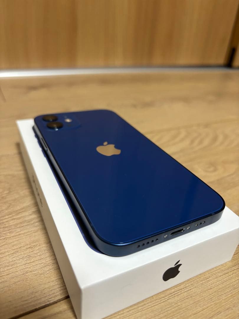 Apple iPhone 12 128GB バッテリー83% SMフリー
