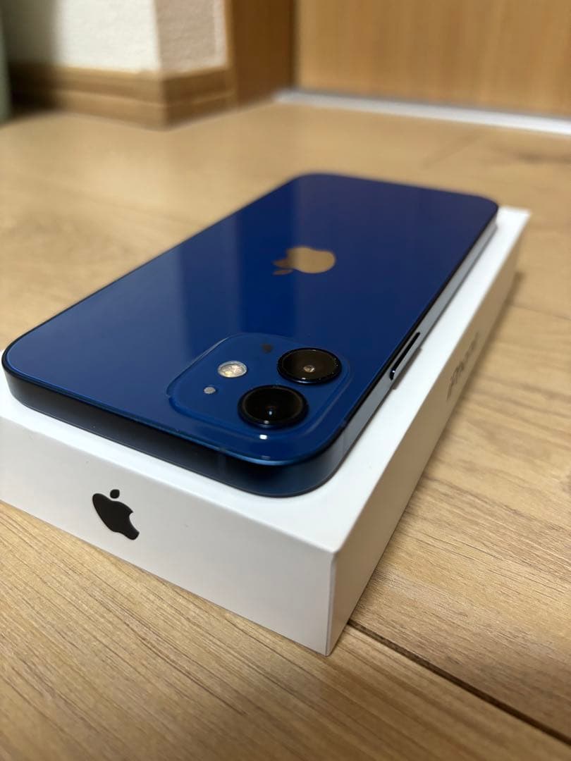 Apple iPhone 12 128GB バッテリー83% SMフリー