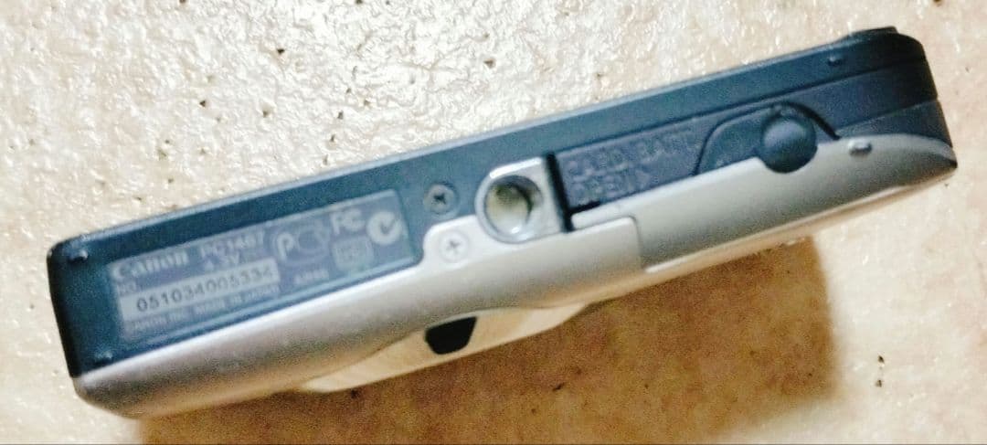 CANON IXY 10S　デジタルカメラ　ジャンク