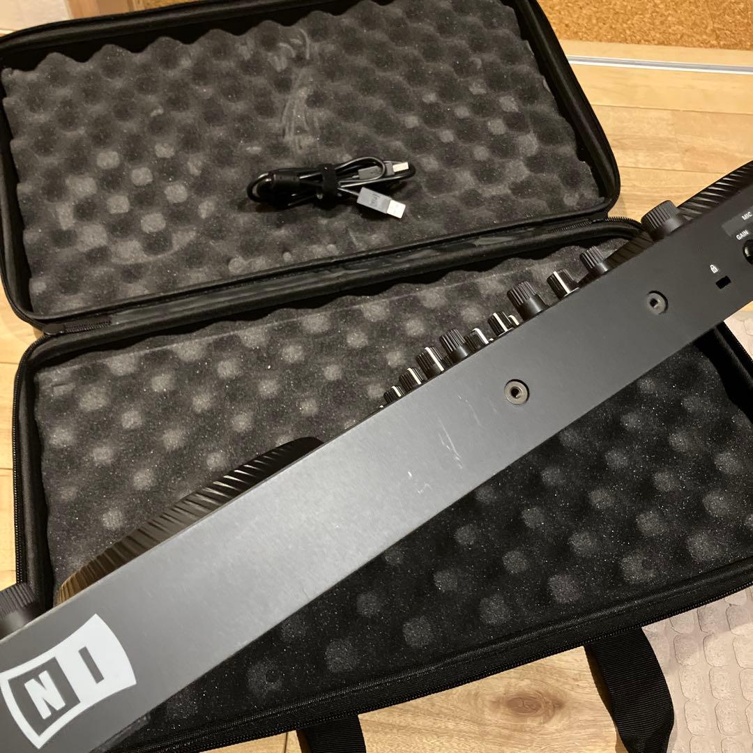 TRAKTOR Kontrol s2 キャリングバッグ