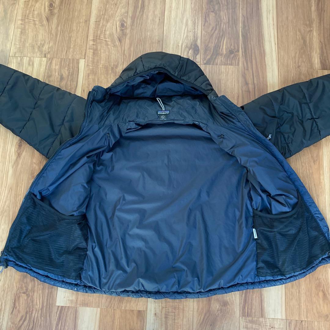Patagonia フード付き中綿ジャケット ブラック