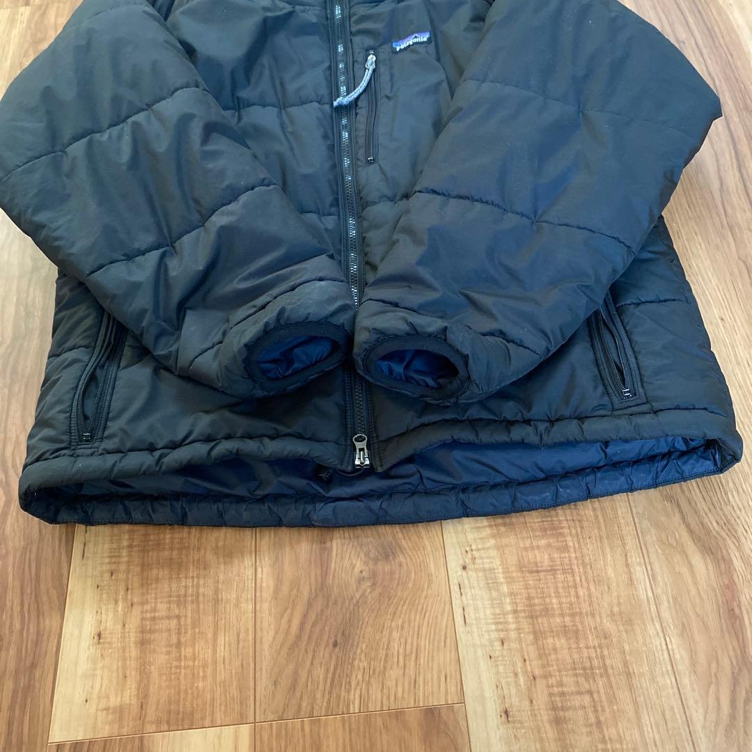 Patagonia フード付き中綿ジャケット ブラック