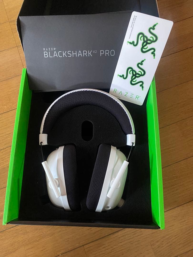 Razer BLACKSHARK V2 PRO ホワイト