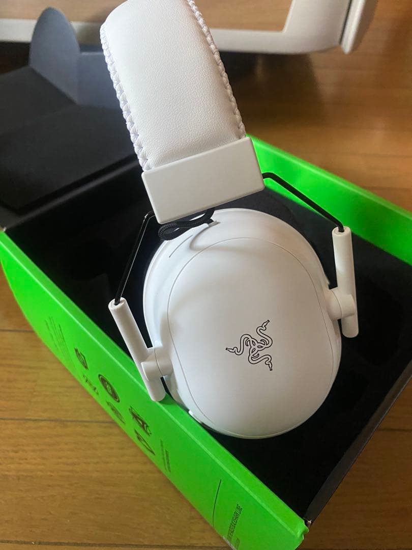 Razer BLACKSHARK V2 PRO ホワイト