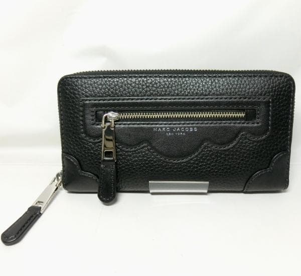 極美品マークジェイコブス ラウンドファスナー長財布 コンチネンタル レザー黒